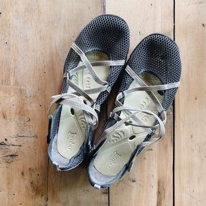Jambu Sandals